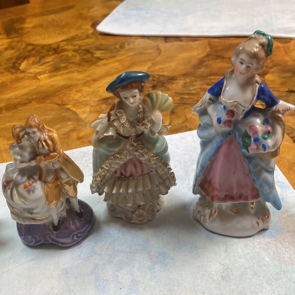 Beautiful bundle of vintage ceramic figures awesome condition - Picture 4 of 7